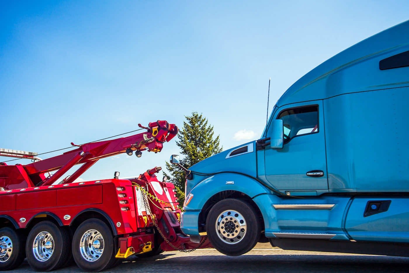 Regina-Towing-heavy-tow-truck-
